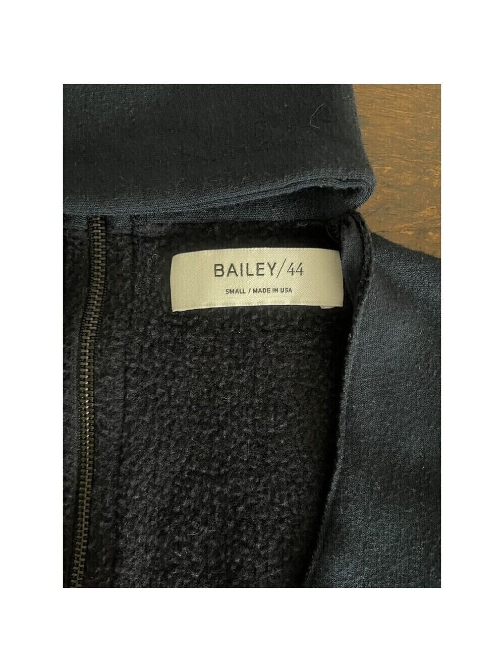 Bailey 44 Womens Long Sleeves Key Hole w/ NeckStrip Sweater Navy Blue Size Small - Picture 4 of 5